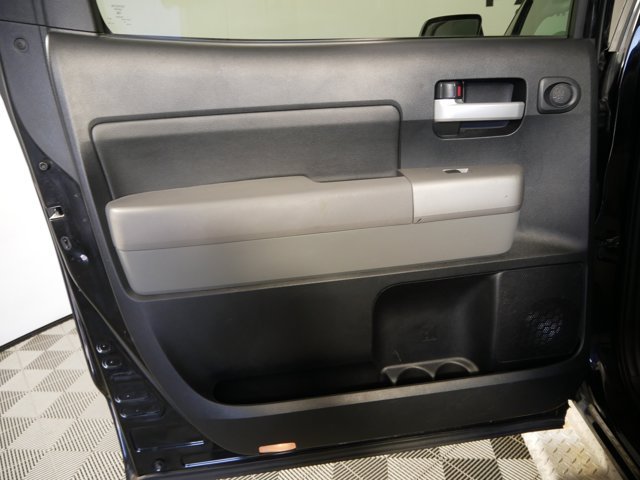 Used 2008 Black Toyota Crew Cab Limited image 12