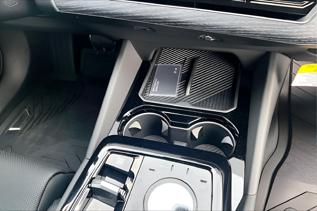 2026 BMW 5 Series 530i - Photo 19