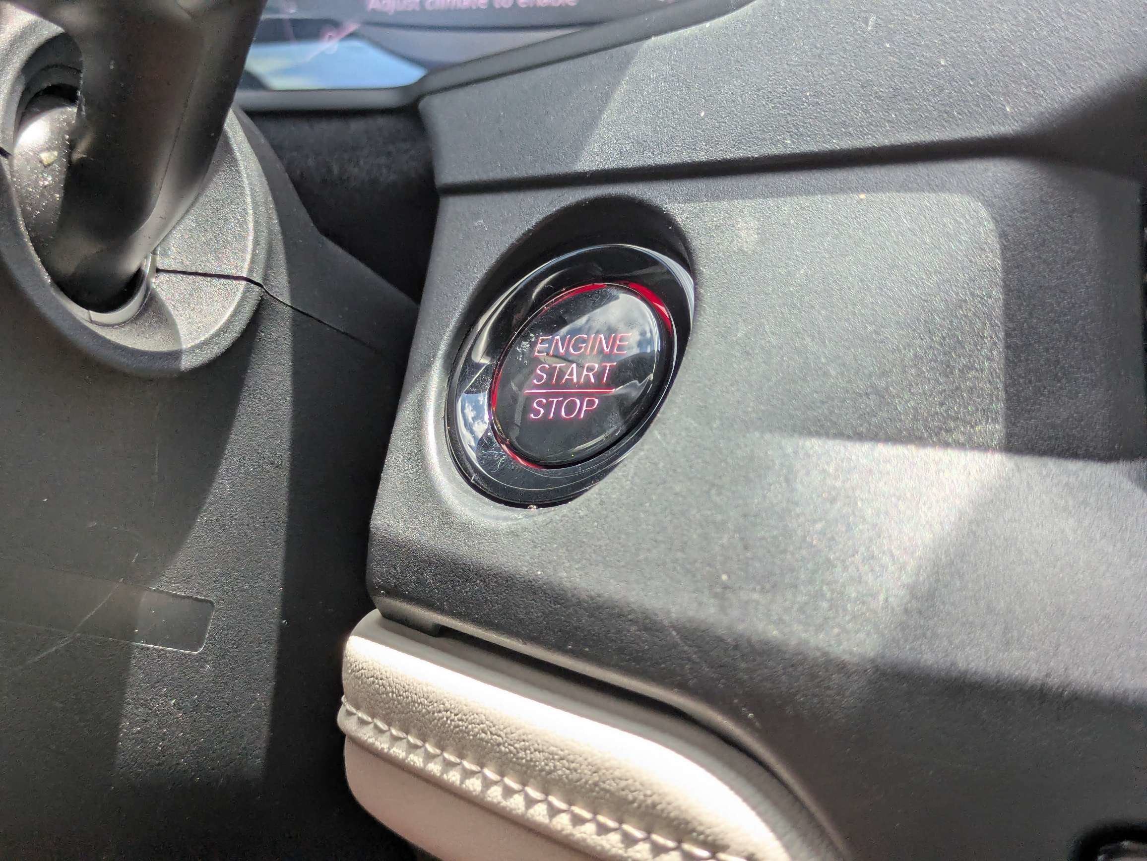 Used 2025  Honda SE image 25