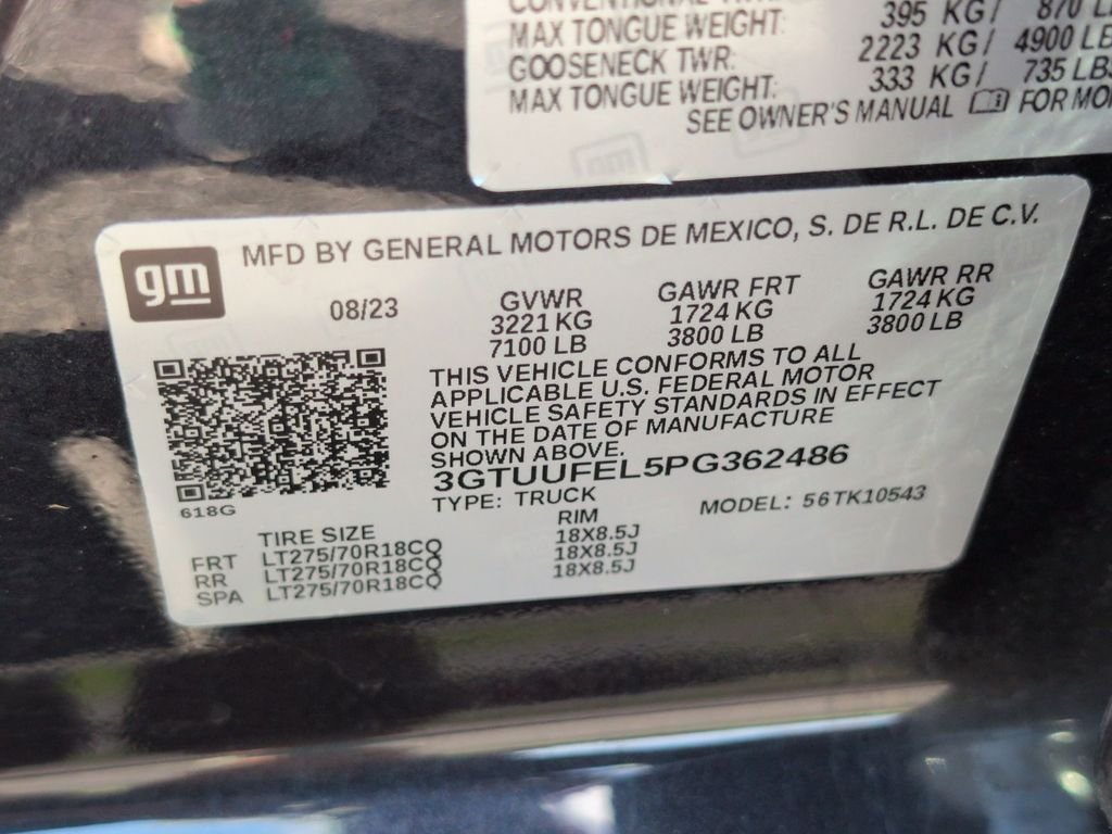 Used 2023 Silver GMC AT4X image 26