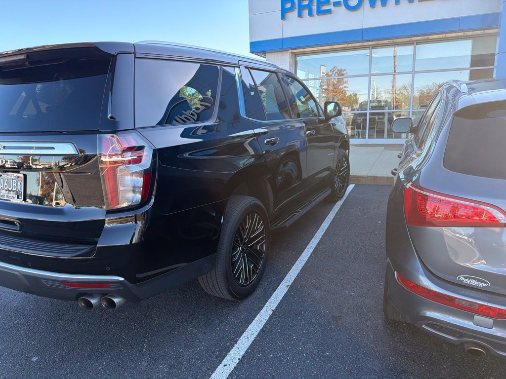 Used 2023 BLACK Chevrolet High Country image 9