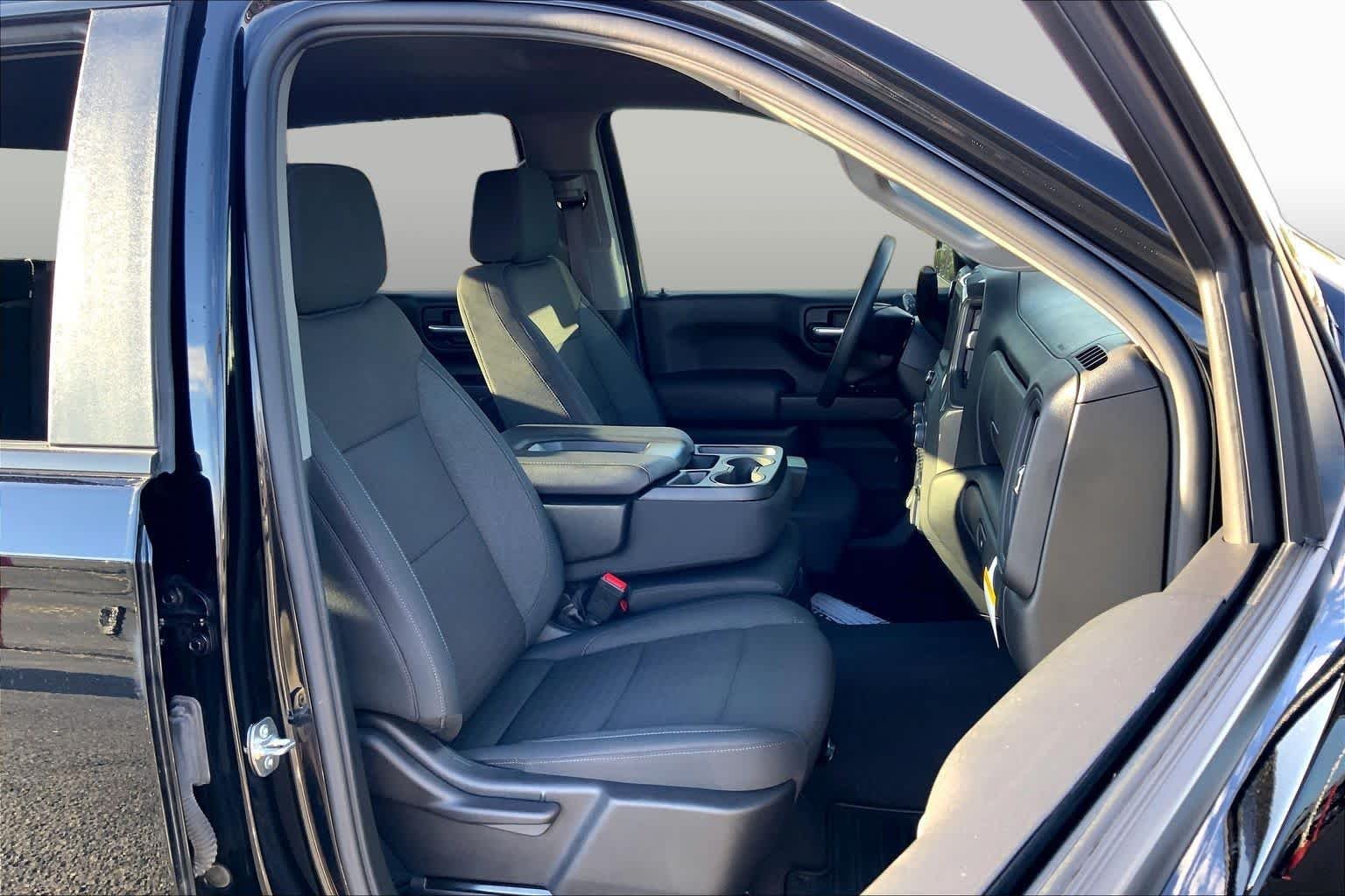 Used 2026 Black Chevrolet Custom image 9