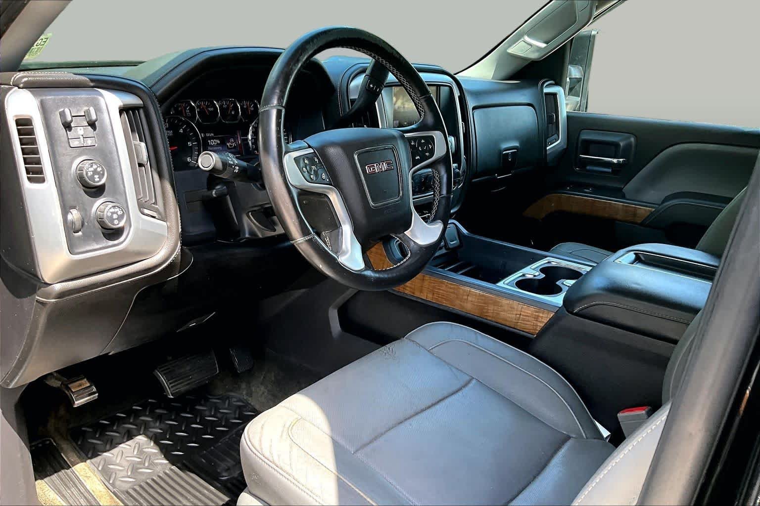 Used 2014 Onyx Black GMC SLT image 18