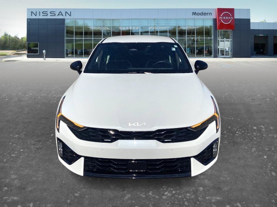 Used 2025 Snow White Pearl Kia GT-Line image 2
