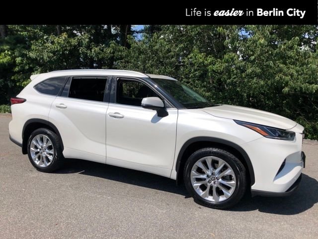 Used 2021 Blizzard Pearl Toyota Limited image 1