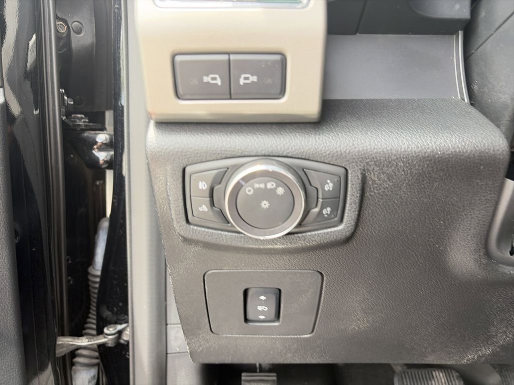 Used 2017 Black Ford Lariat image 20