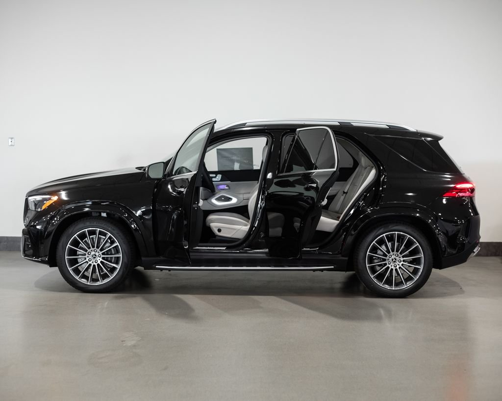 New 2026 Obsidian Black Metallic Mercedes-Benz GLE 450 image 3
