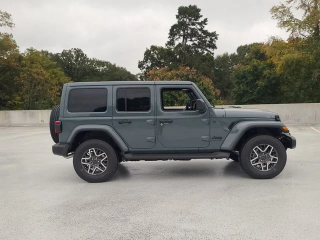 2026 Jeep Wrangler 4-Door Sahara - Photo 16