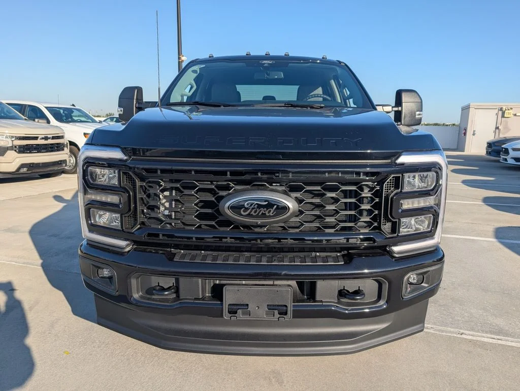 New 2026 Agate Black Metallic Ford F-250® XLT image 3