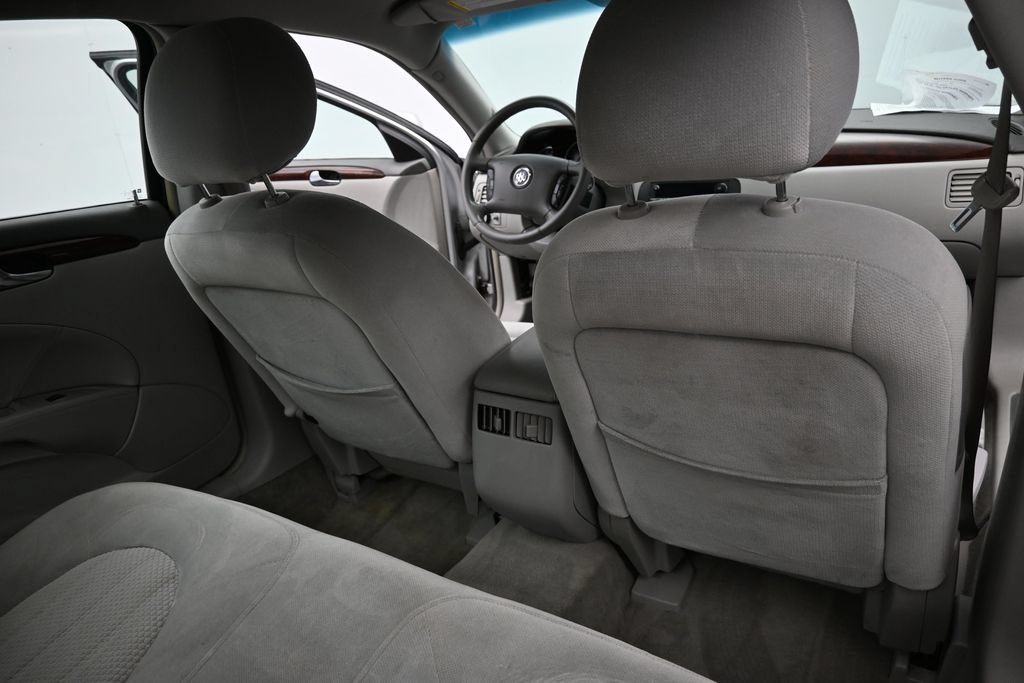 Used 2009 Quicksilver Metallic Buick CX image 25