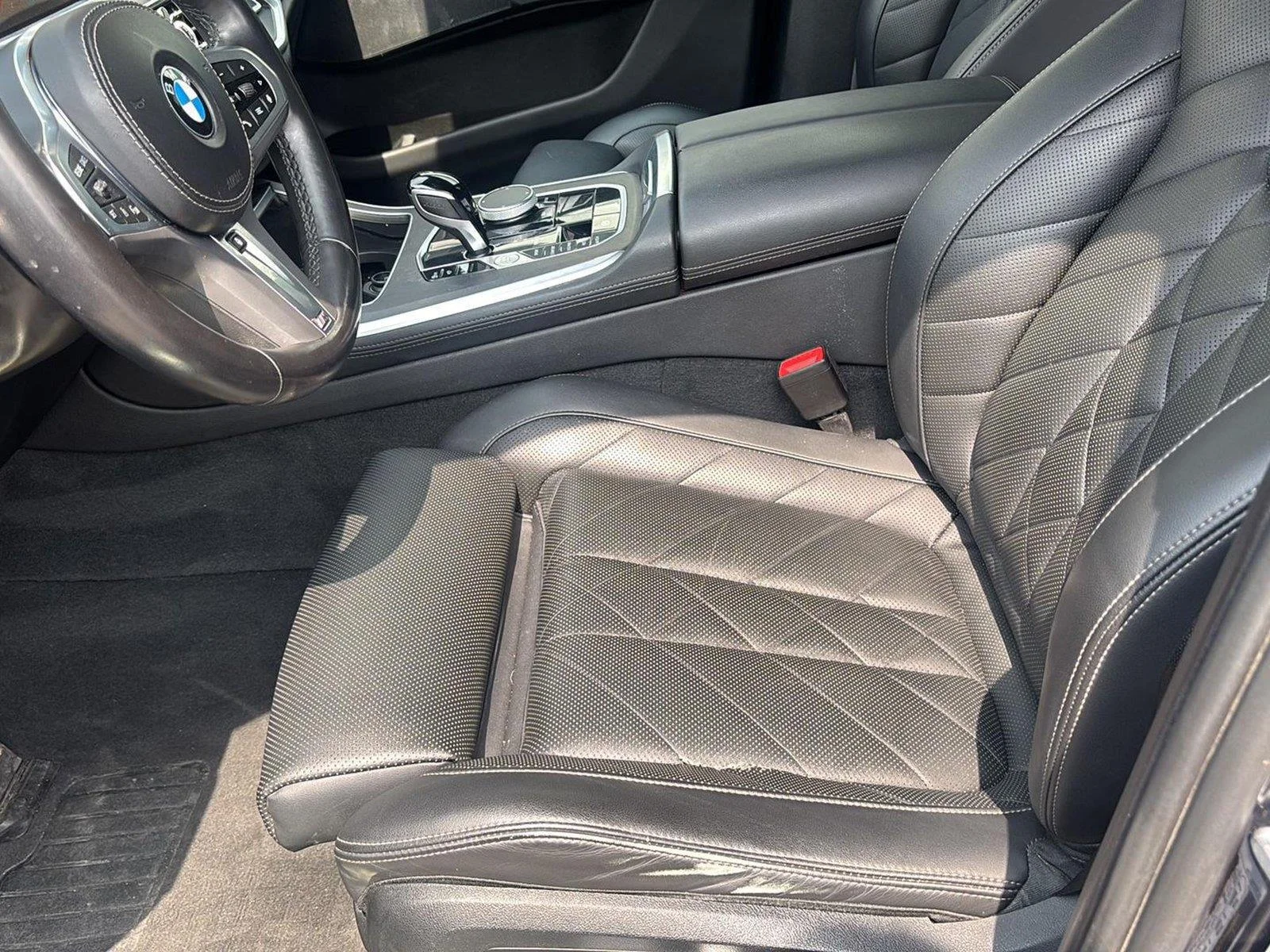 Used 2023 Carbon Black Metallic BMW xDrive40i image 34