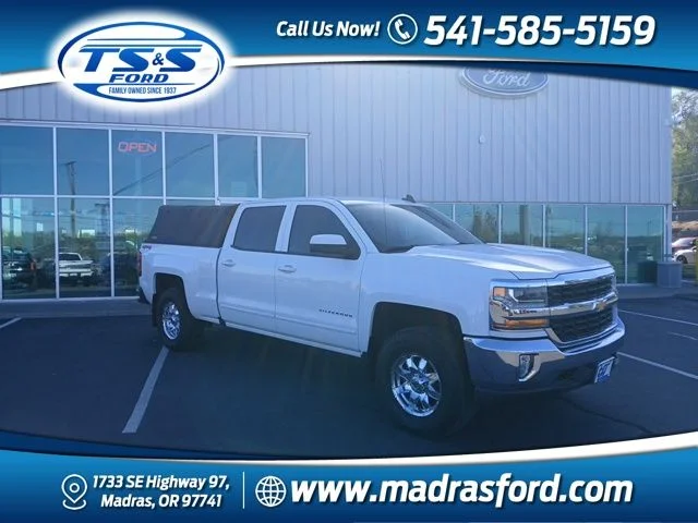 Used 2018 White Chevrolet LT image 1