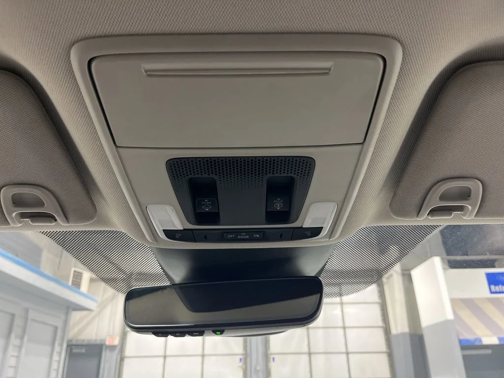 2025 Honda Pilot Touring - Photo 72