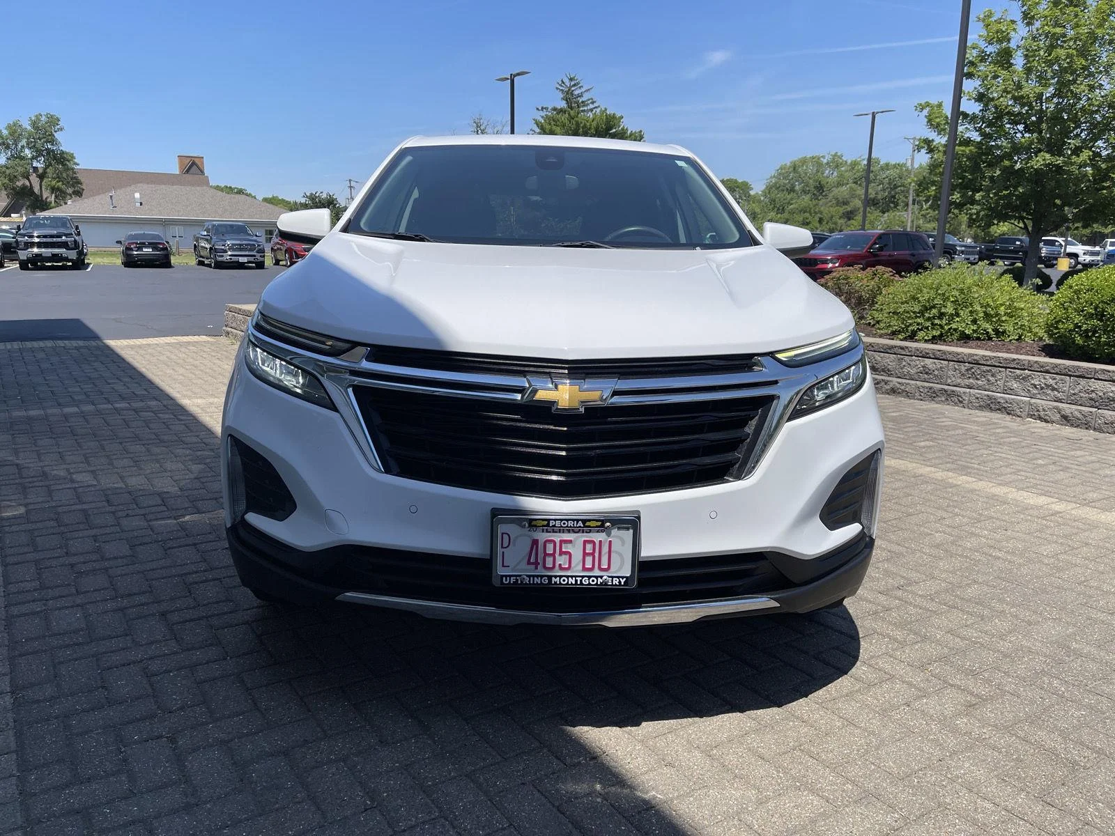Used 2024 Summit White Chevrolet LT image 8