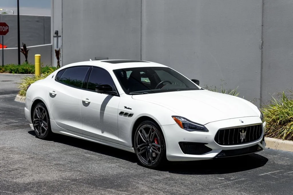 Used 2022 Bianco Maserati Modena image 7