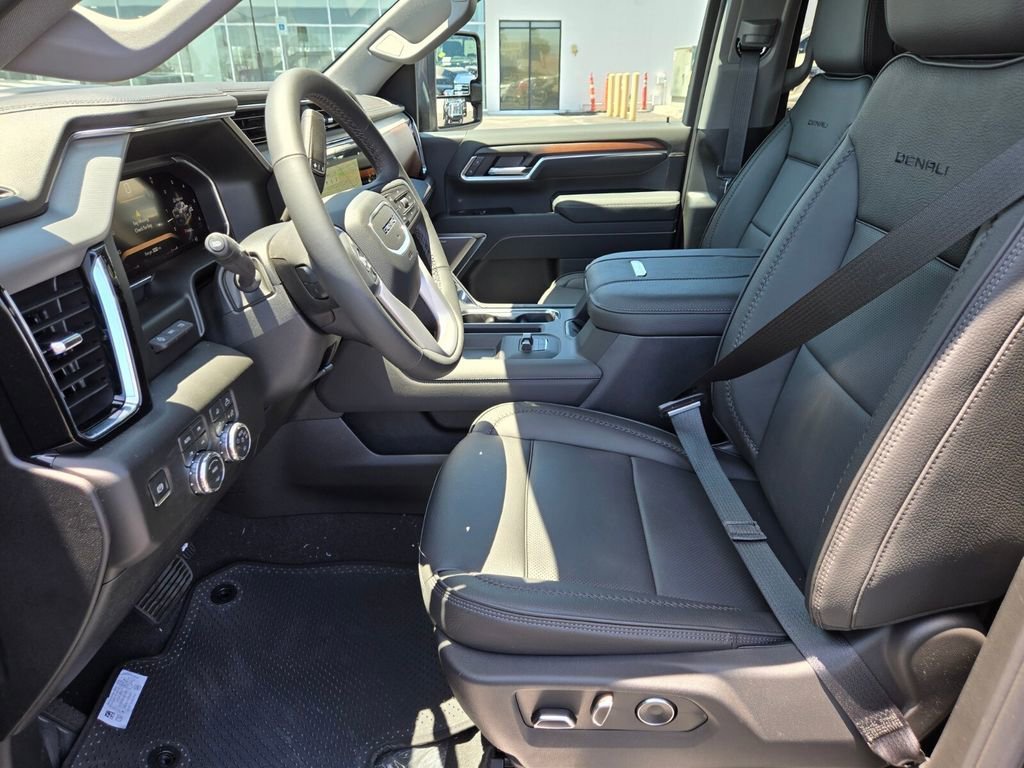 2026 GMC Sierra 2500HD Denali - Photo 6