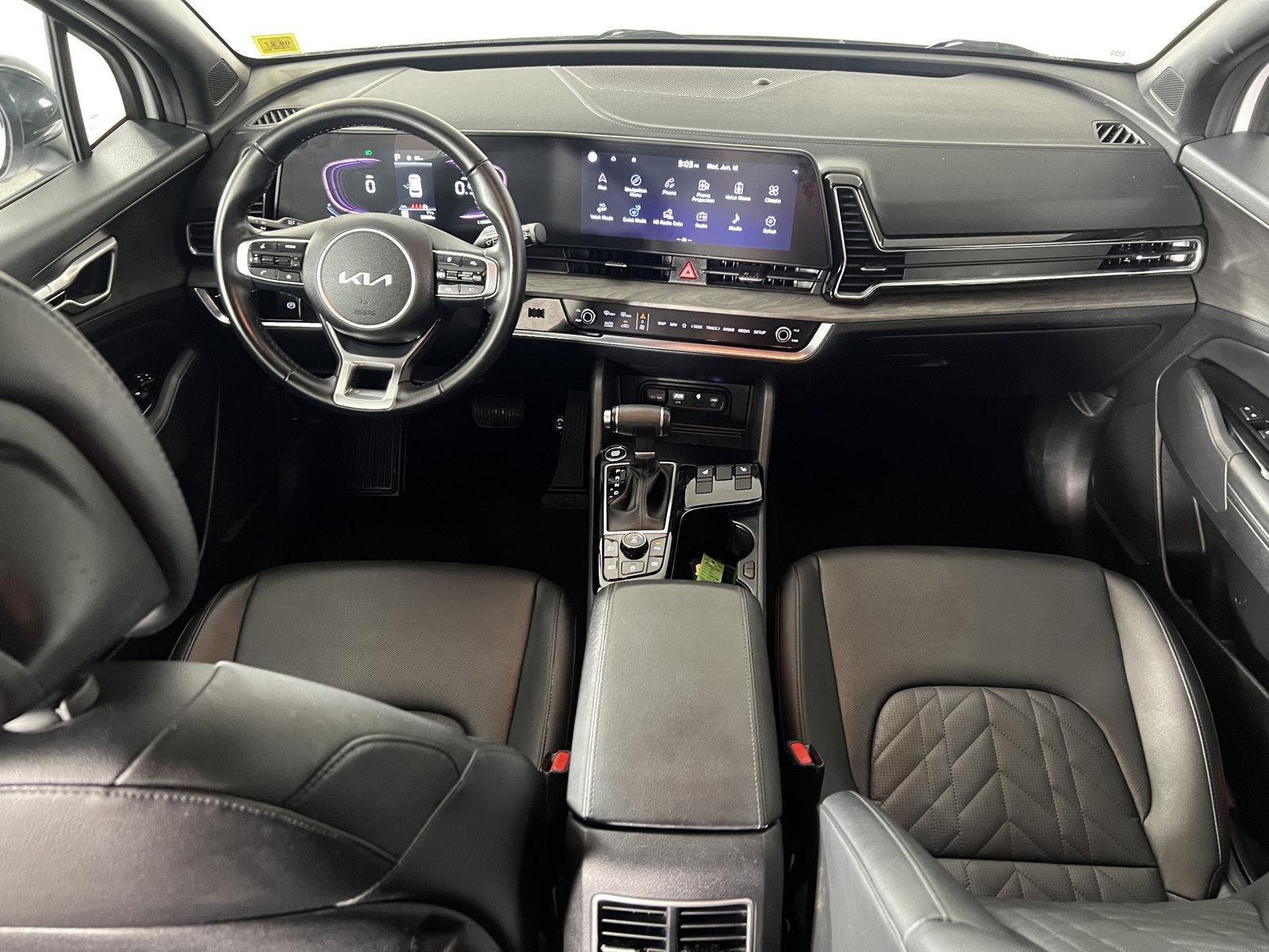 Used 2025 Glacial White Pearl Kia X-Line image 15