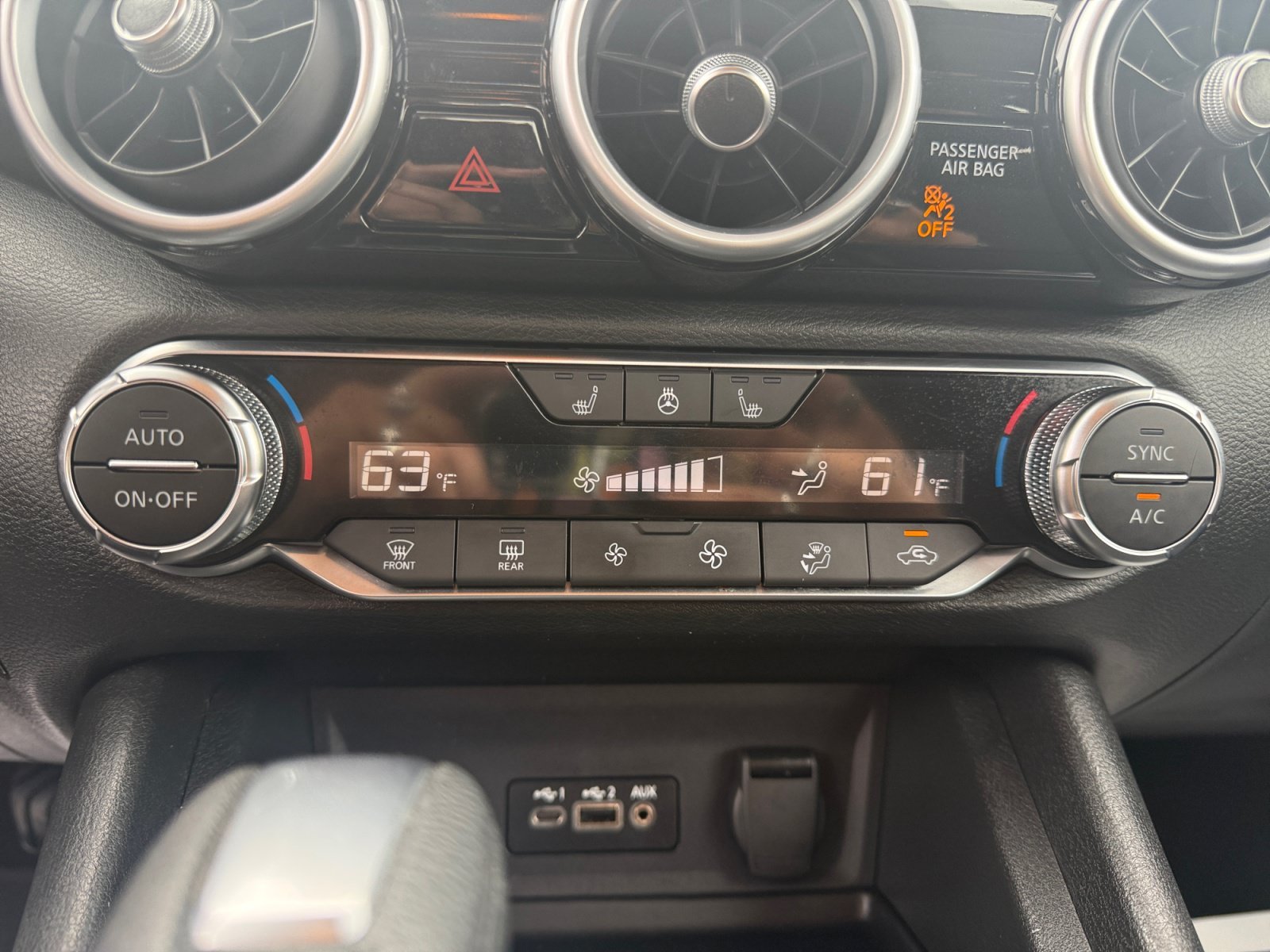 Used 2025 Scarlet Ember Nissan SV image 19