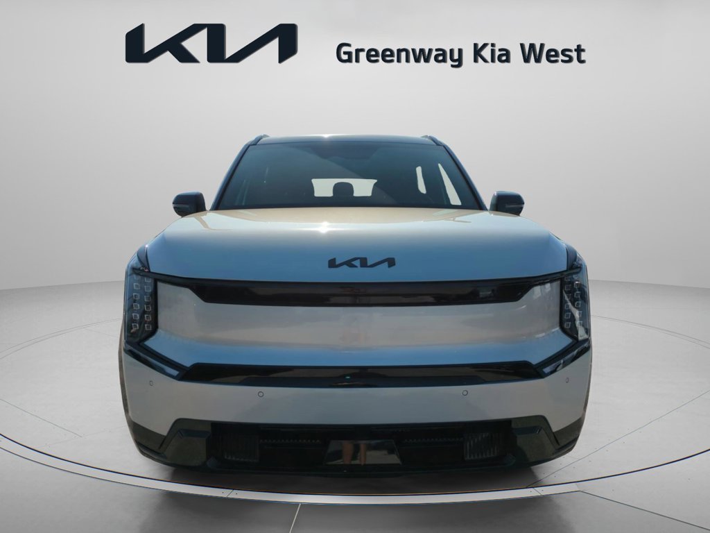 New 2026 Ivory Silver Kia Land AWD image 7