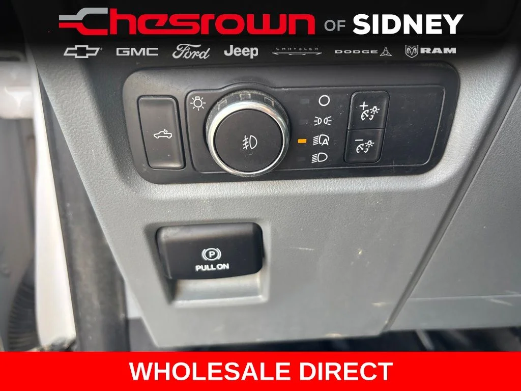 Used 2021 White Ford XL image 15