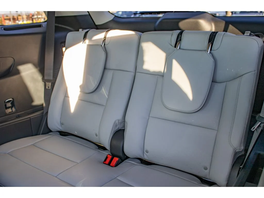 New 2026 Star White Metallic Tri-Coat Ford Platinum image 40