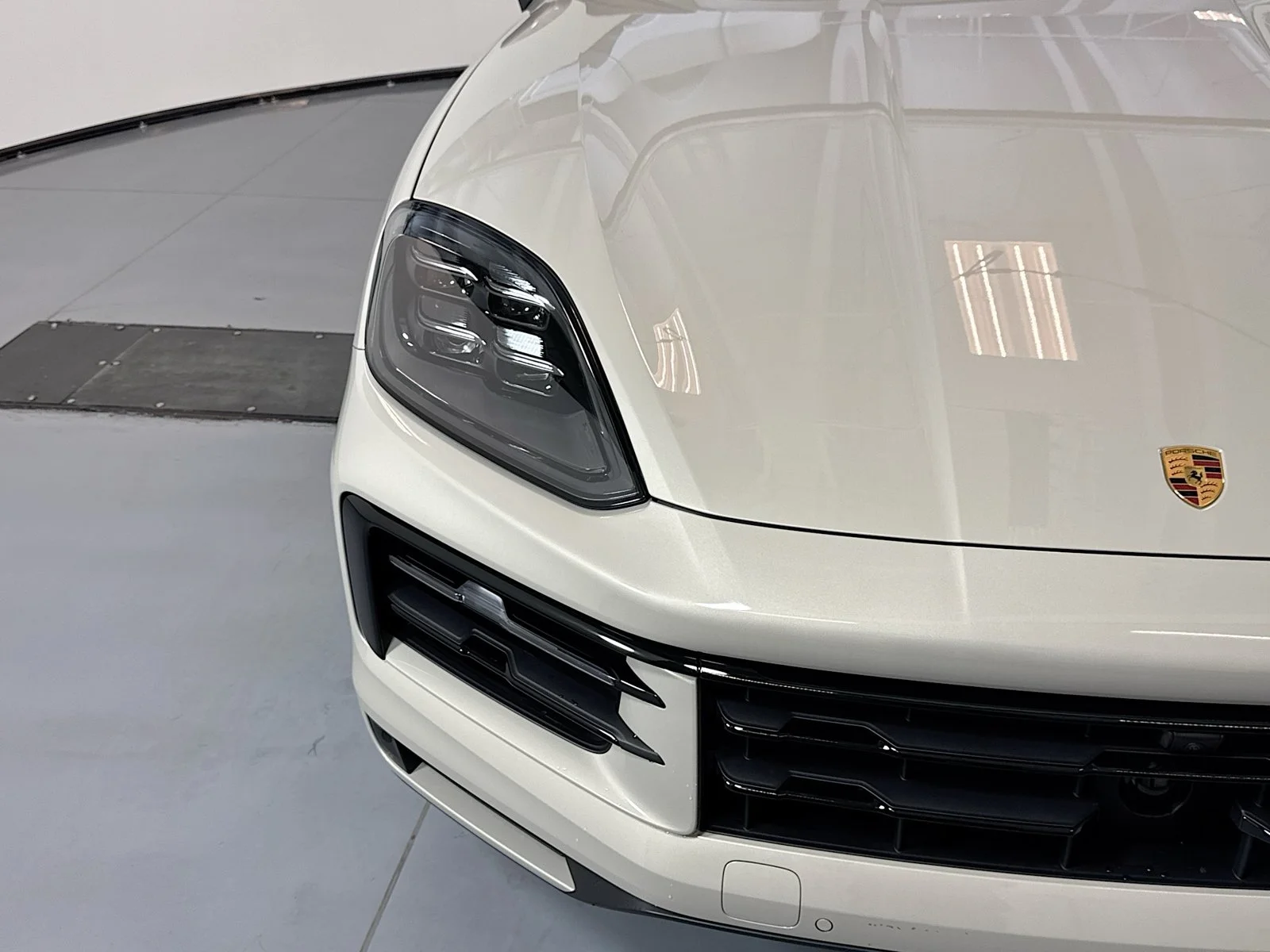 Used 2026 Chasmere Beige Porsche  image 27