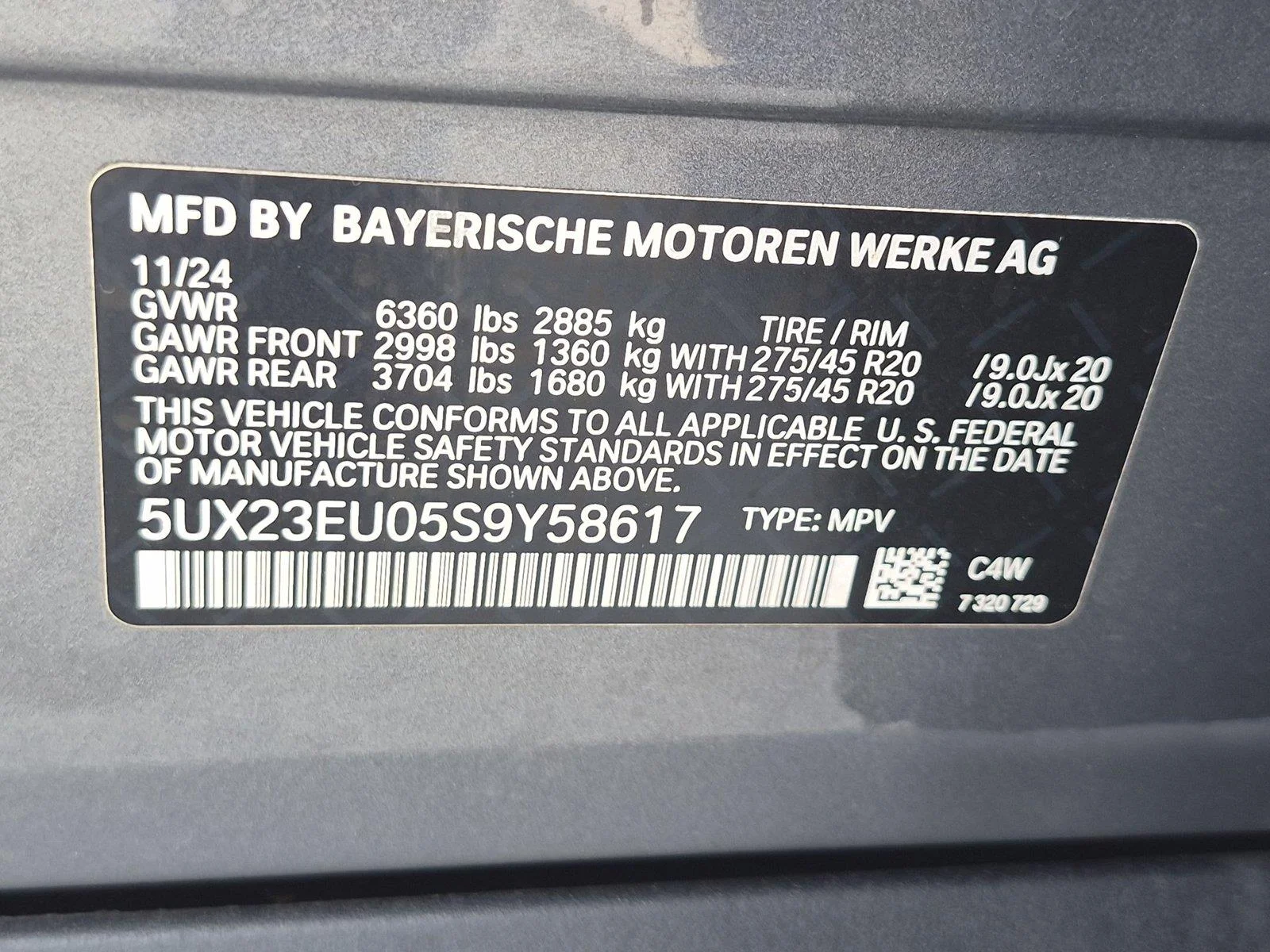 Certified Used 2025 Skyscraper Grey Metallic BMW xDrive40i image 41