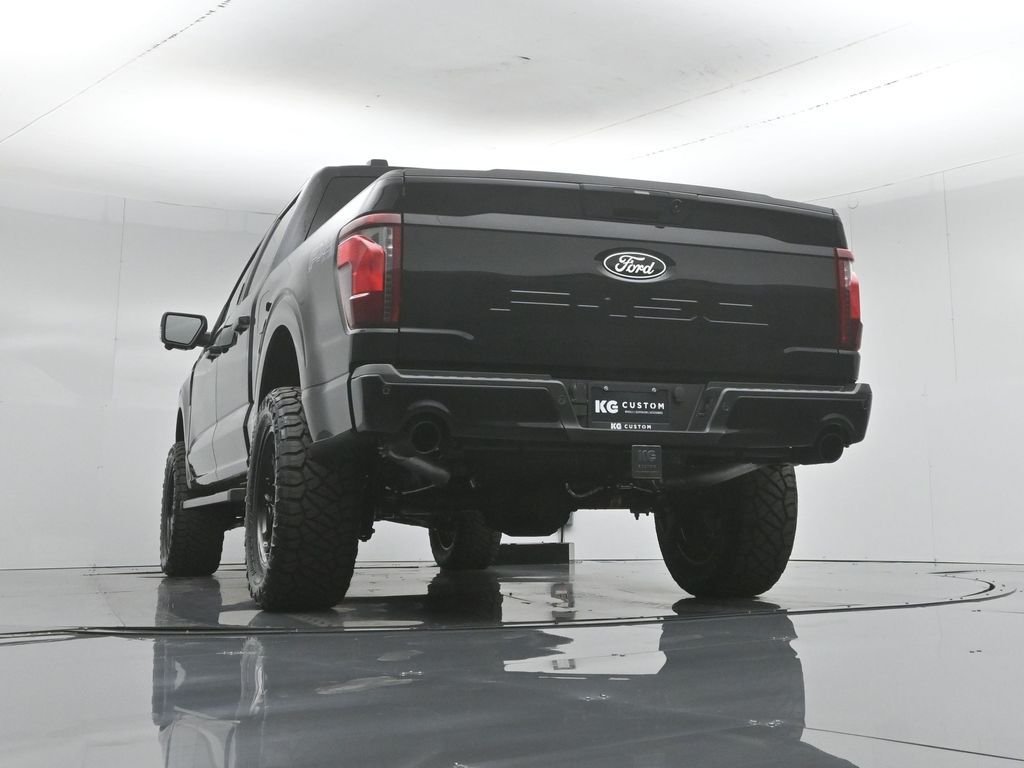 New 2026 Agate Black Metallic Ford XLT image 50