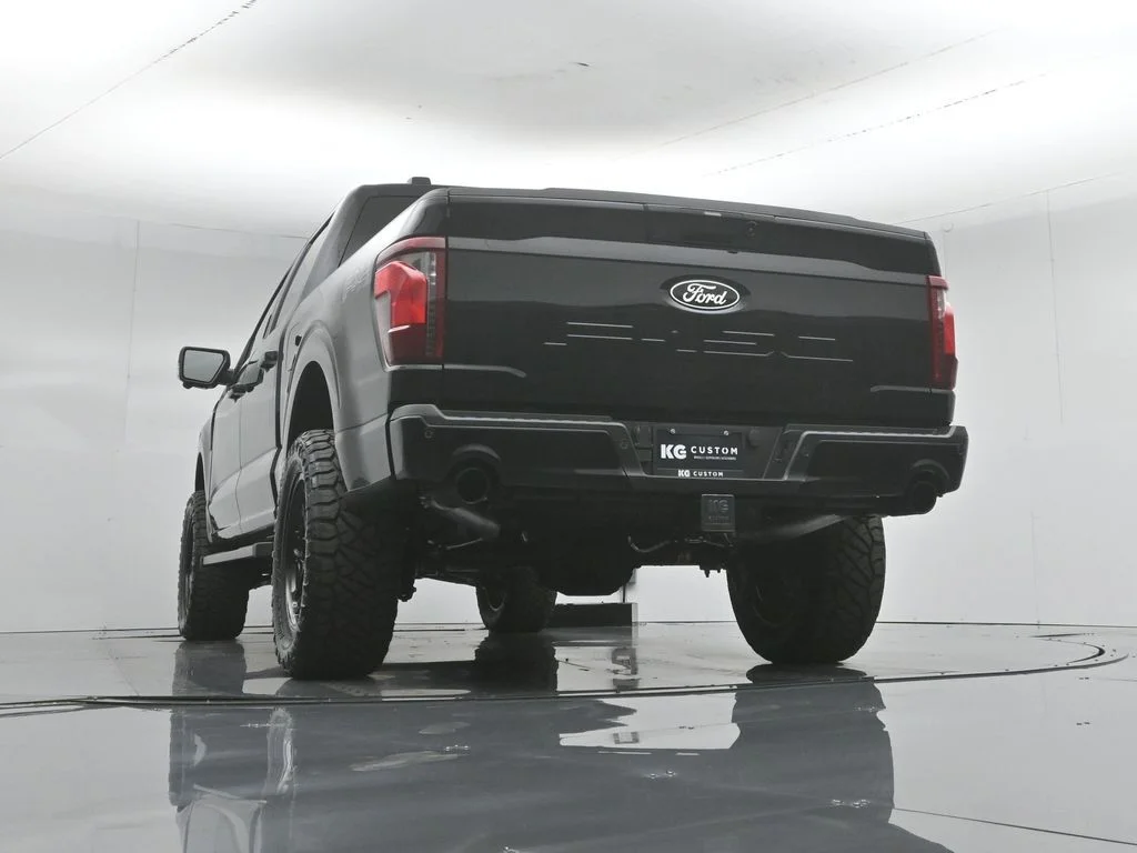 New 2026 Agate Black Metallic Ford XLT image 50