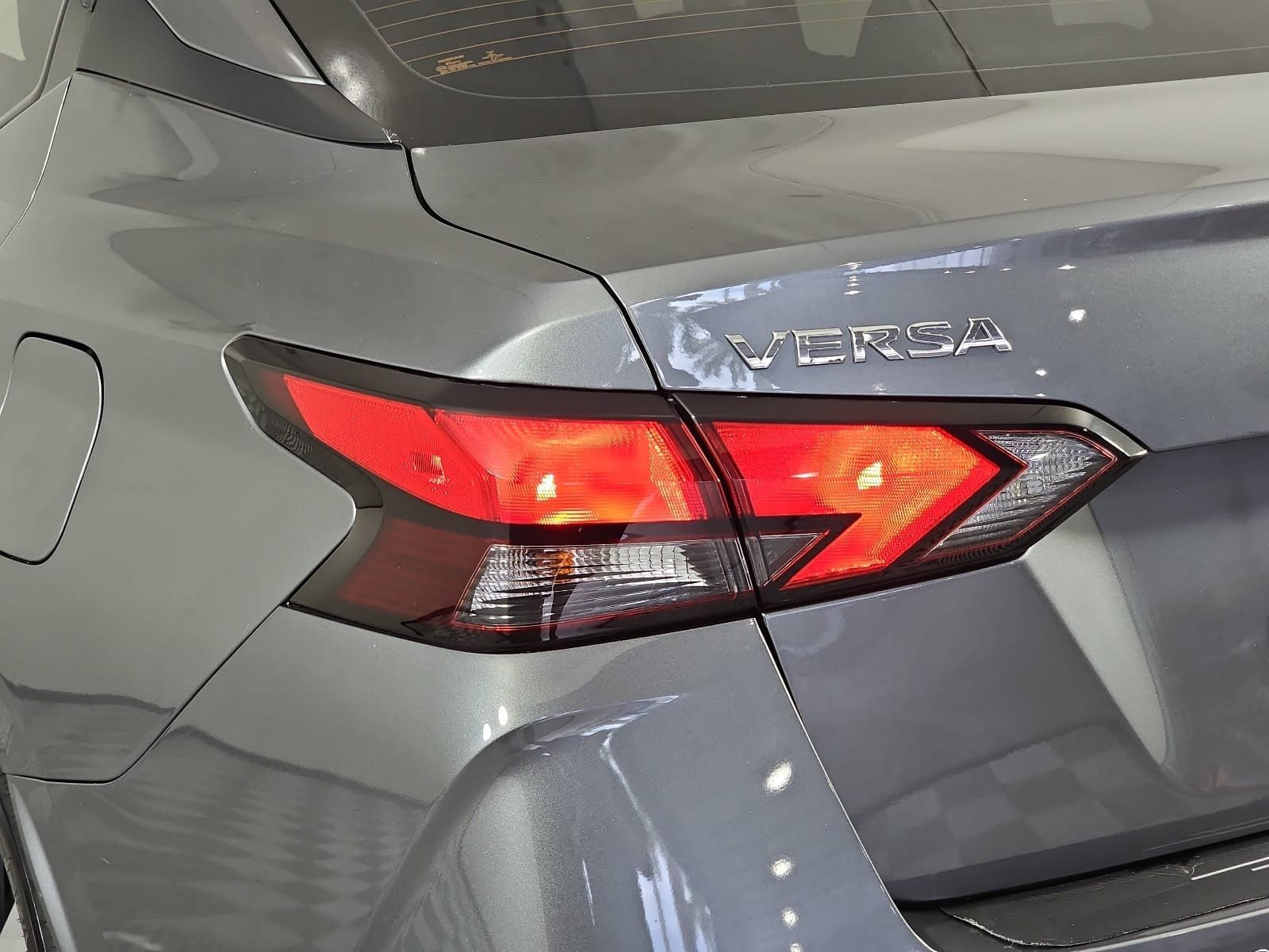 Used 2022 Gray Nissan 1.6 SV image 29