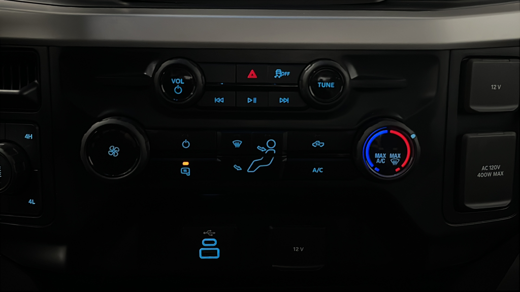 Used 2025 Oxford White Ford XL image 17