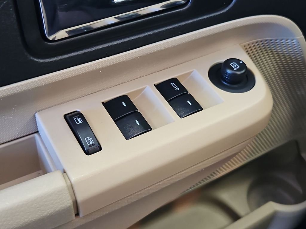 Used 2010 Brown Ford SEL image 11