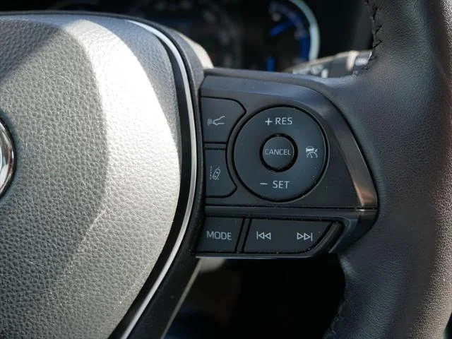 Certified Used 2023 MAGNETIC GRAY MET. Toyota  image 27