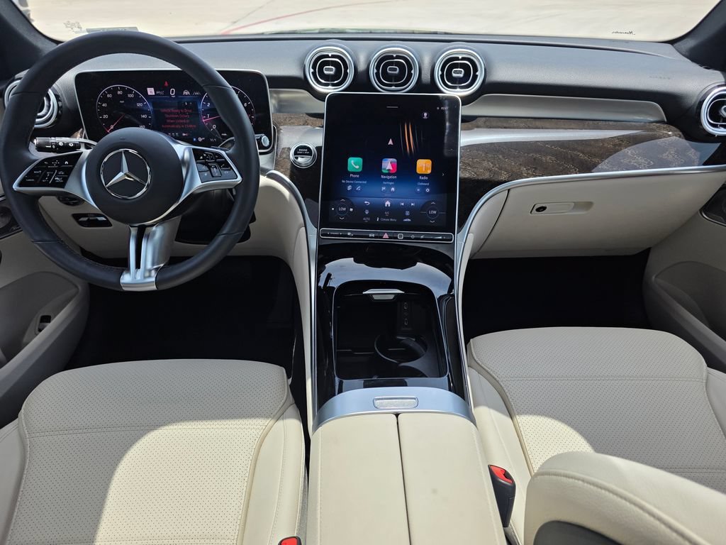 New 2026 Verde Silver Metallic Mercedes-Benz GLC 300 image 49