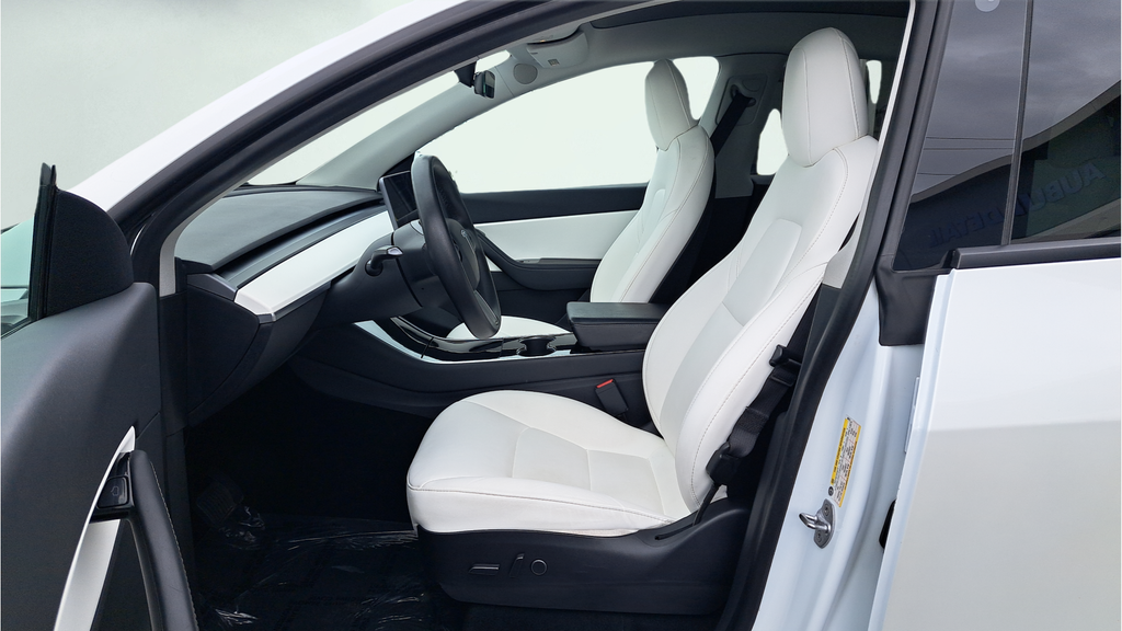 Used 2021  Tesla Long Range image 10