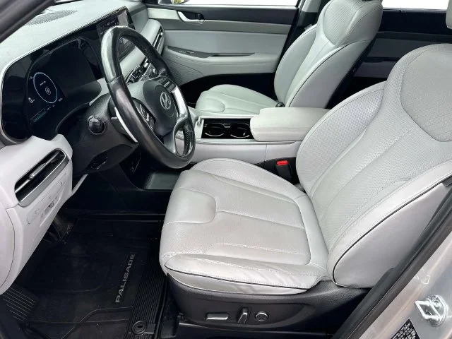 Used 2023 Silver Hyundai SEL image 22