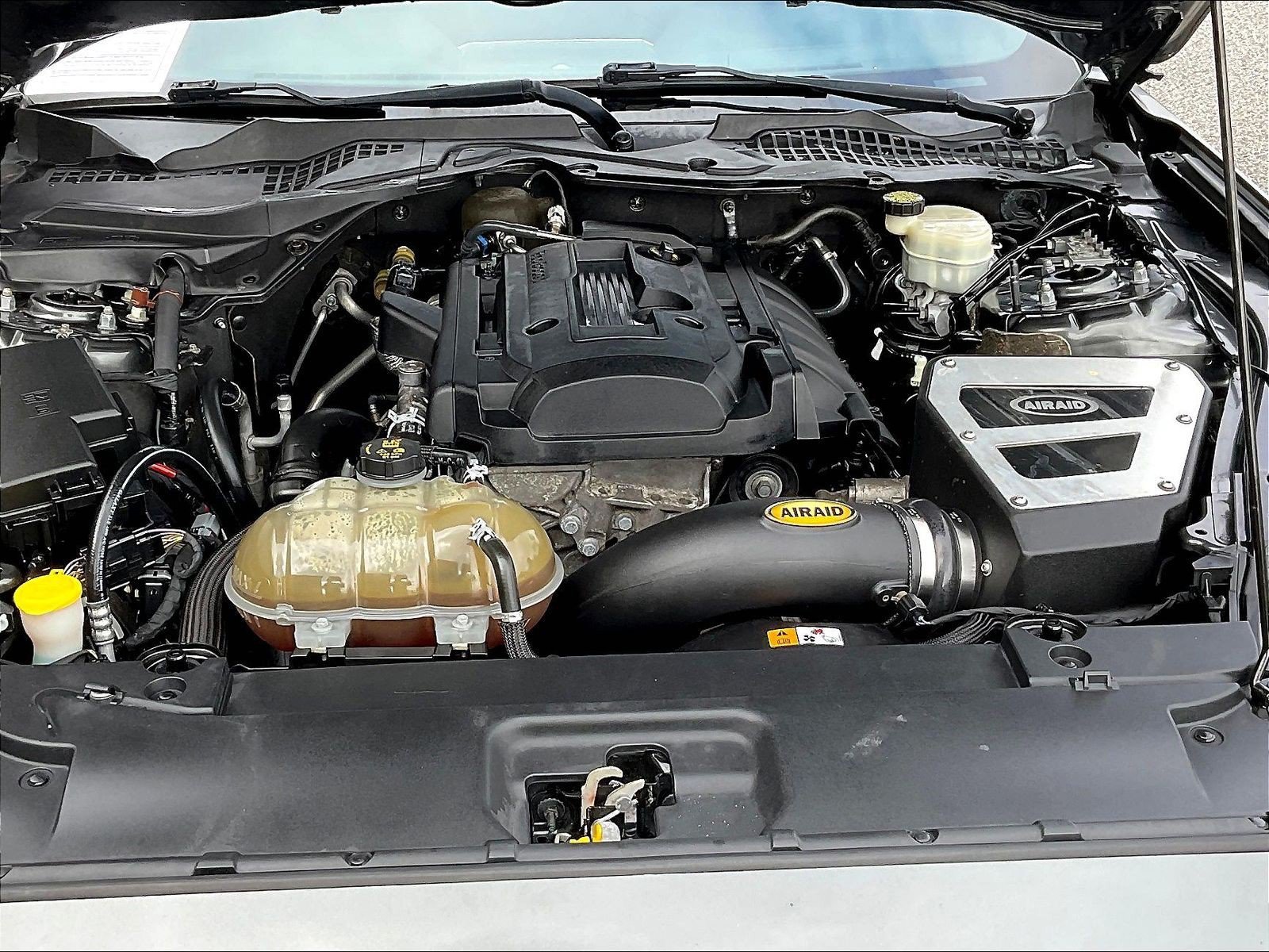 Used 2016 Gray Ford EcoBoost Premium image 32