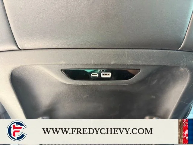 Used 2023 White Chrysler Touring L image 28