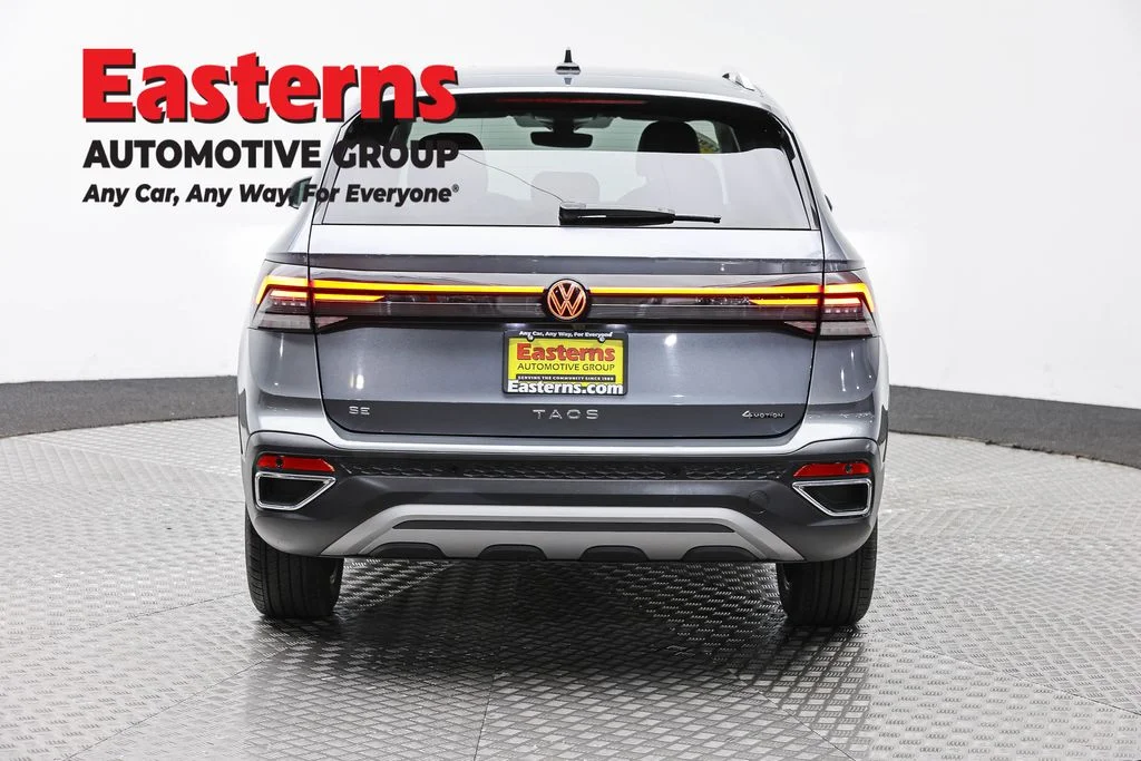 Used 2025 Gray Volkswagen 1.5T SE image 6
