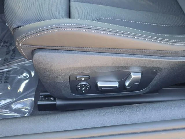 2026 BMW 8 Series 840i - Photo 17