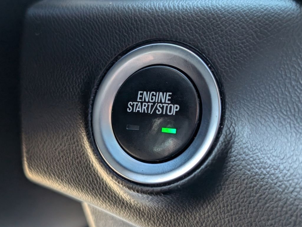Used 2019 Black GMC SLE image 31