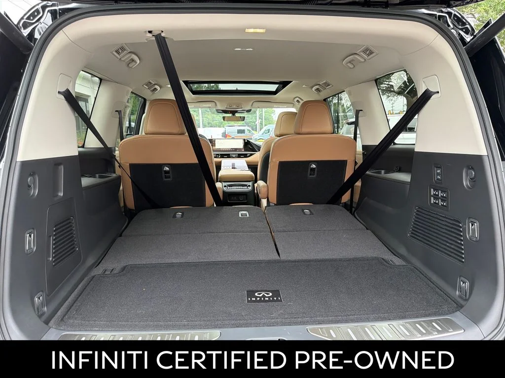 Certified Used 2026 Black Obsidian INFINITI LUXE image 33