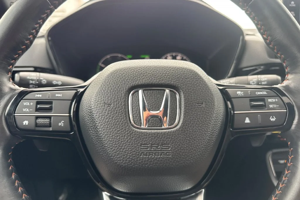 Used 2023 Platinum White Pearl Honda Sport Touring image 29