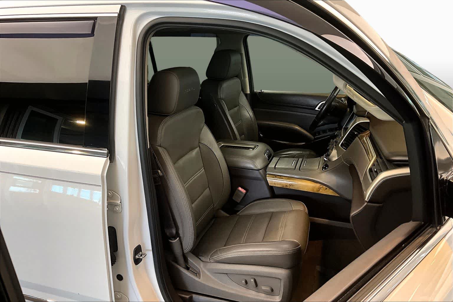 Used 2017 Summit White GMC Denali image 8