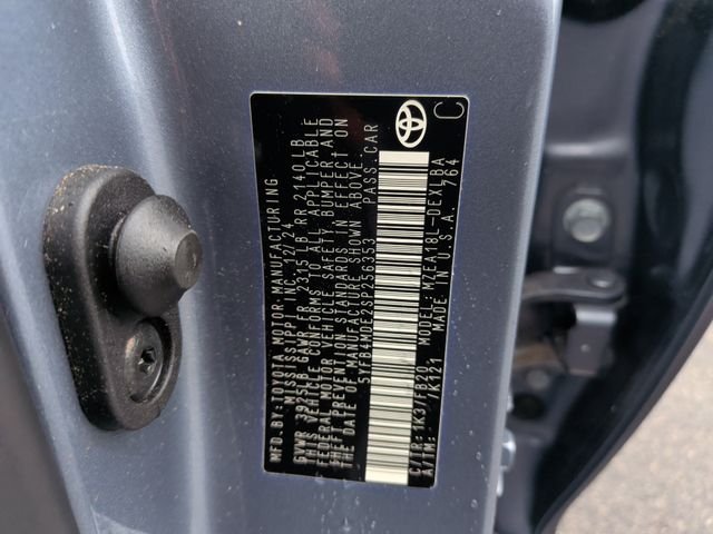 Certified Used 2025  Toyota LE image 35