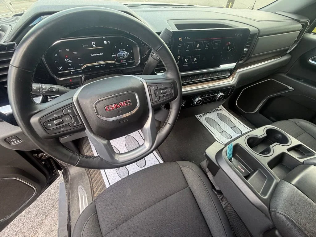 Used 2023 Onyx Black GMC Elevation image 19