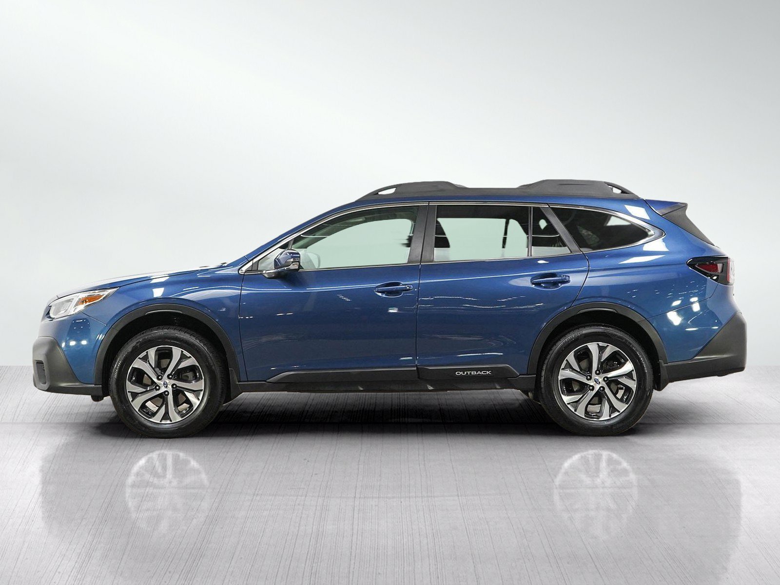Used 2021 Abyss Blue Pearl Subaru Limited image 2