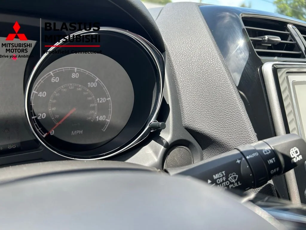New 2025 White Mitsubishi 2.0 Trail Edition image 57