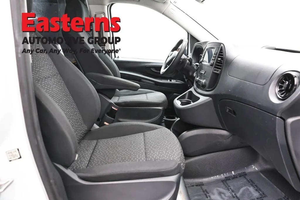 Used 2022 White Mercedes-Benz Cargo image 20