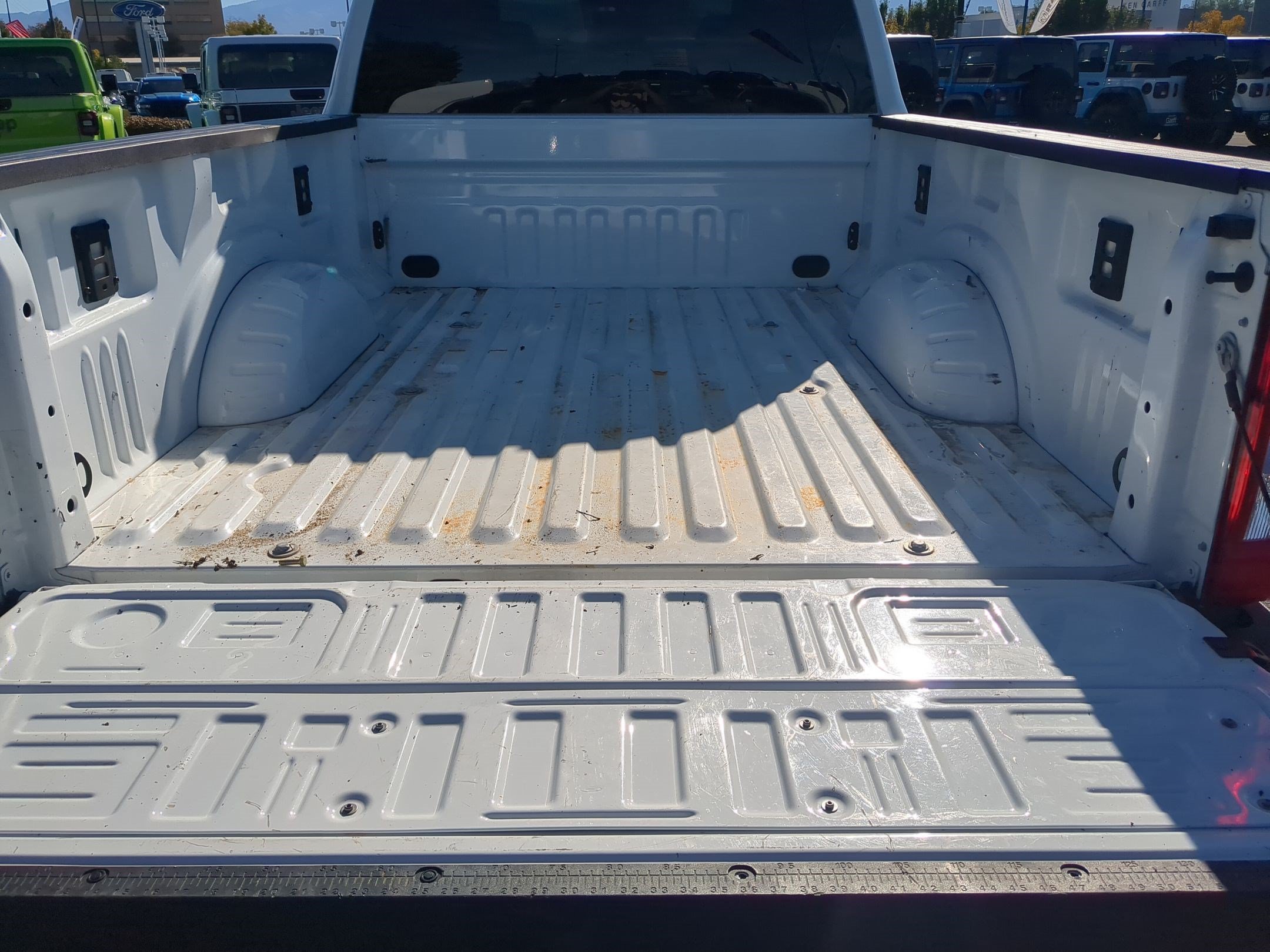 Used 2025 Oxford White Ford XLT image 28